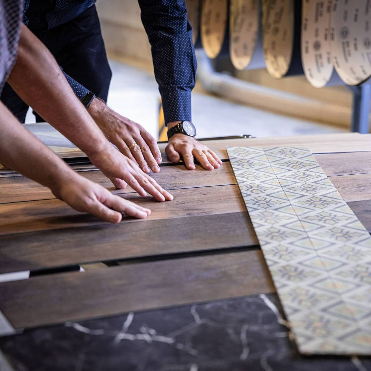 Oberflächenkontrolle in der Holzwerkstoffproduktion